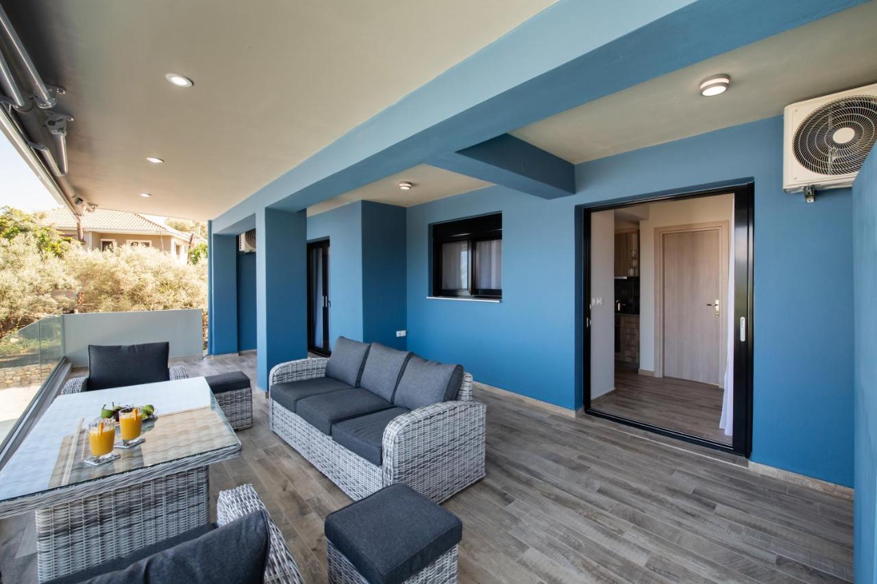 Blue House Luxury Apartment Никиана Экстерьер фото